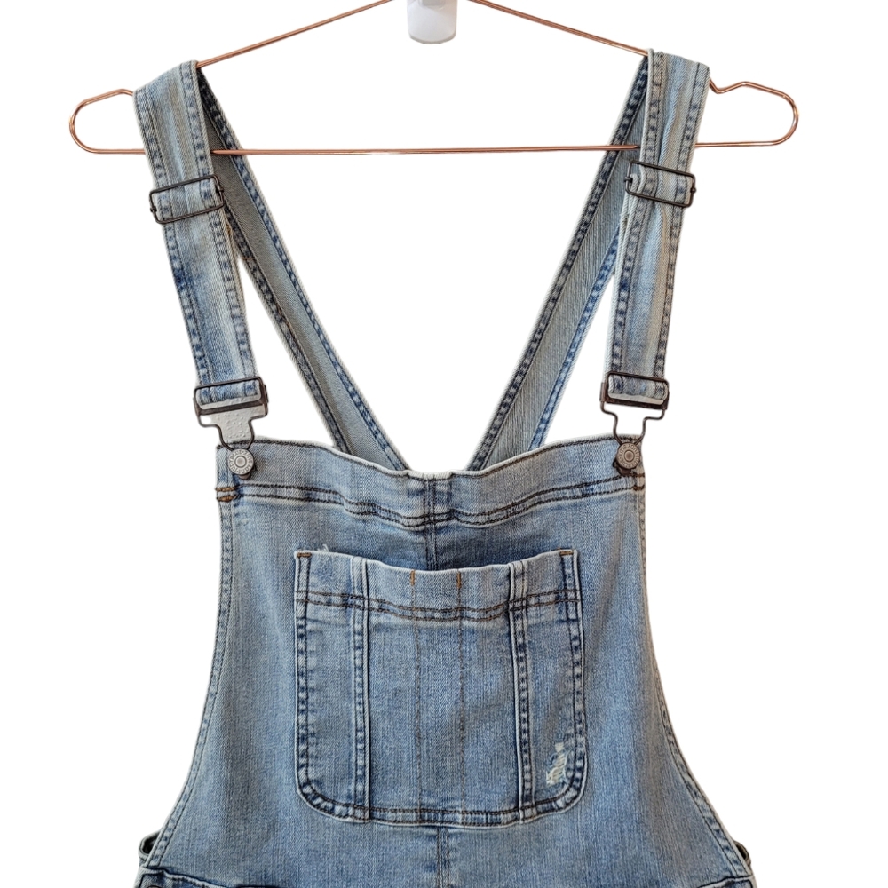 Judy Blue Light Wash Denim Short Overalls - Picture 2 of 15